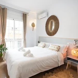 https://house-naim-nerja.es-andalucia.com